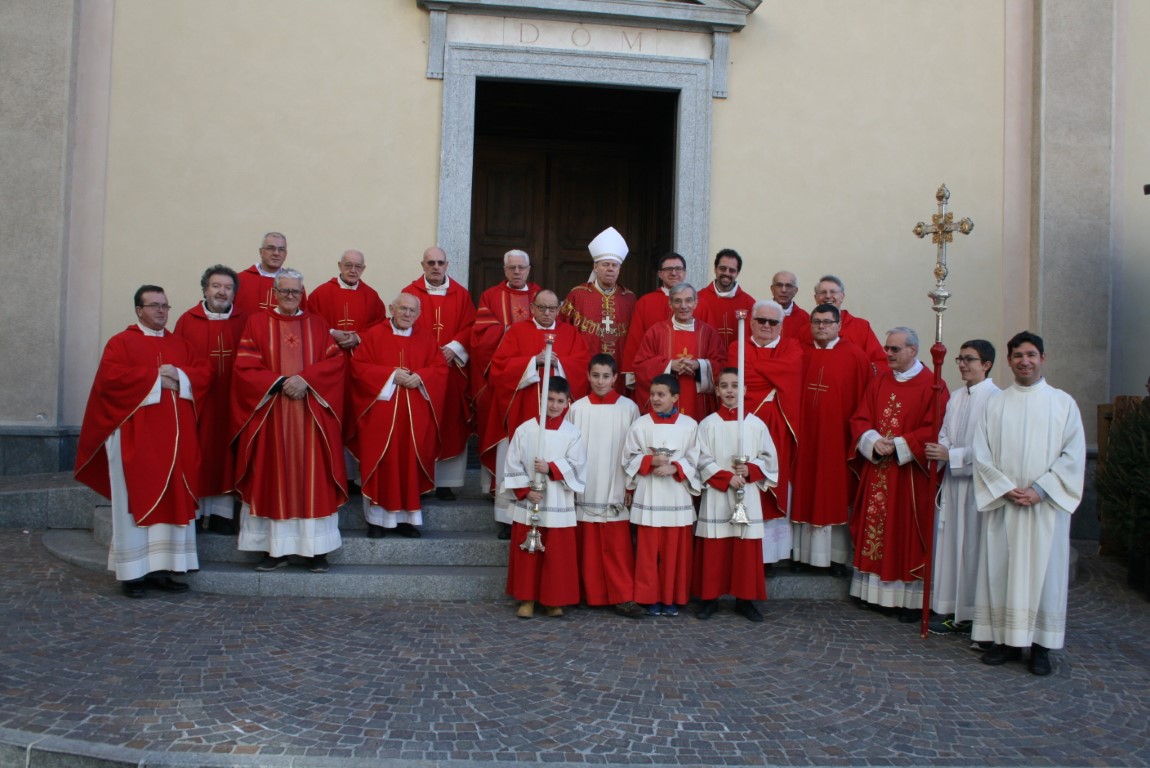 A Premana La Festa Del Ringraziamento Un Occasione Per Ricordare Gli Anniversari E Riflettere Sull Eucaristia